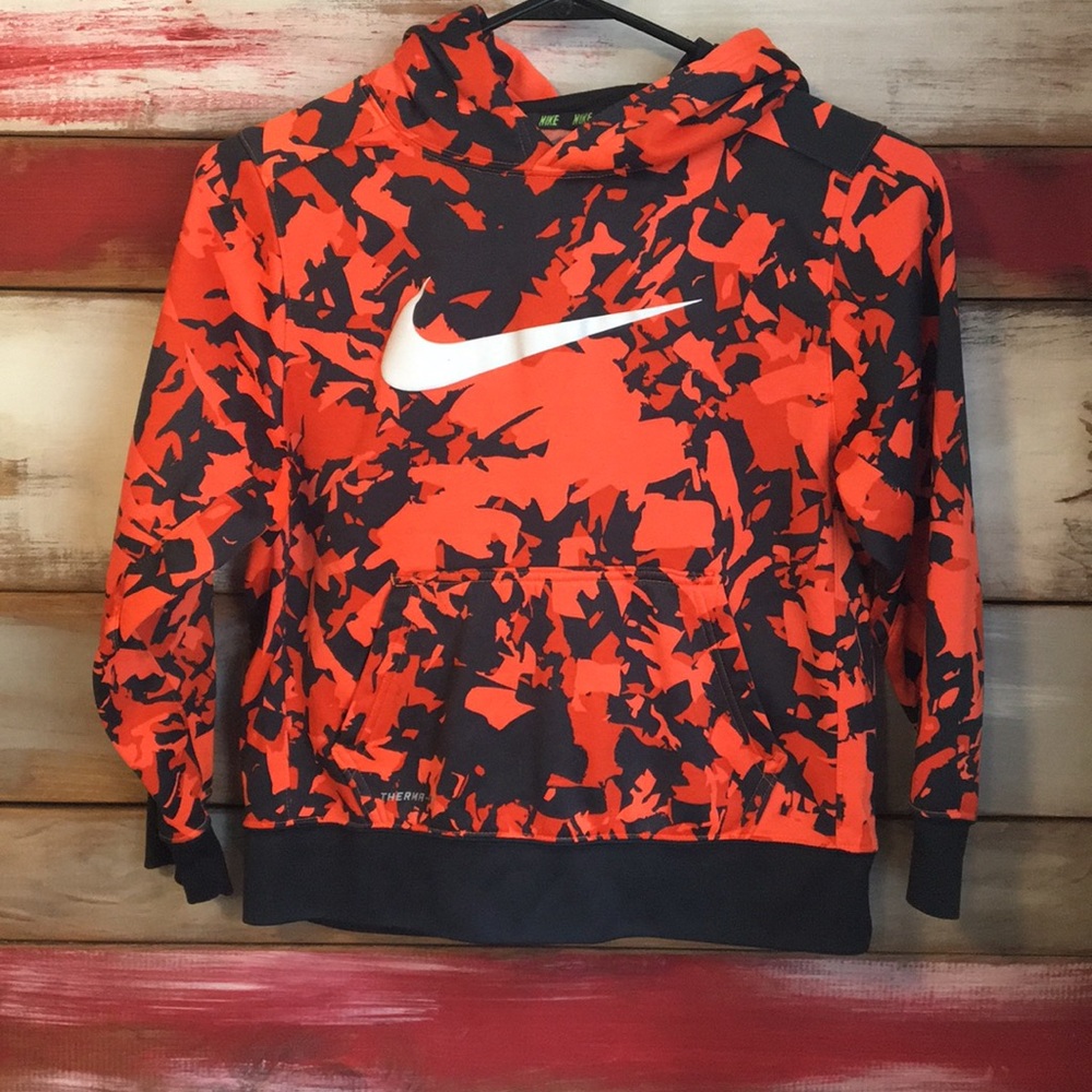 Nike therma-fit hoodie